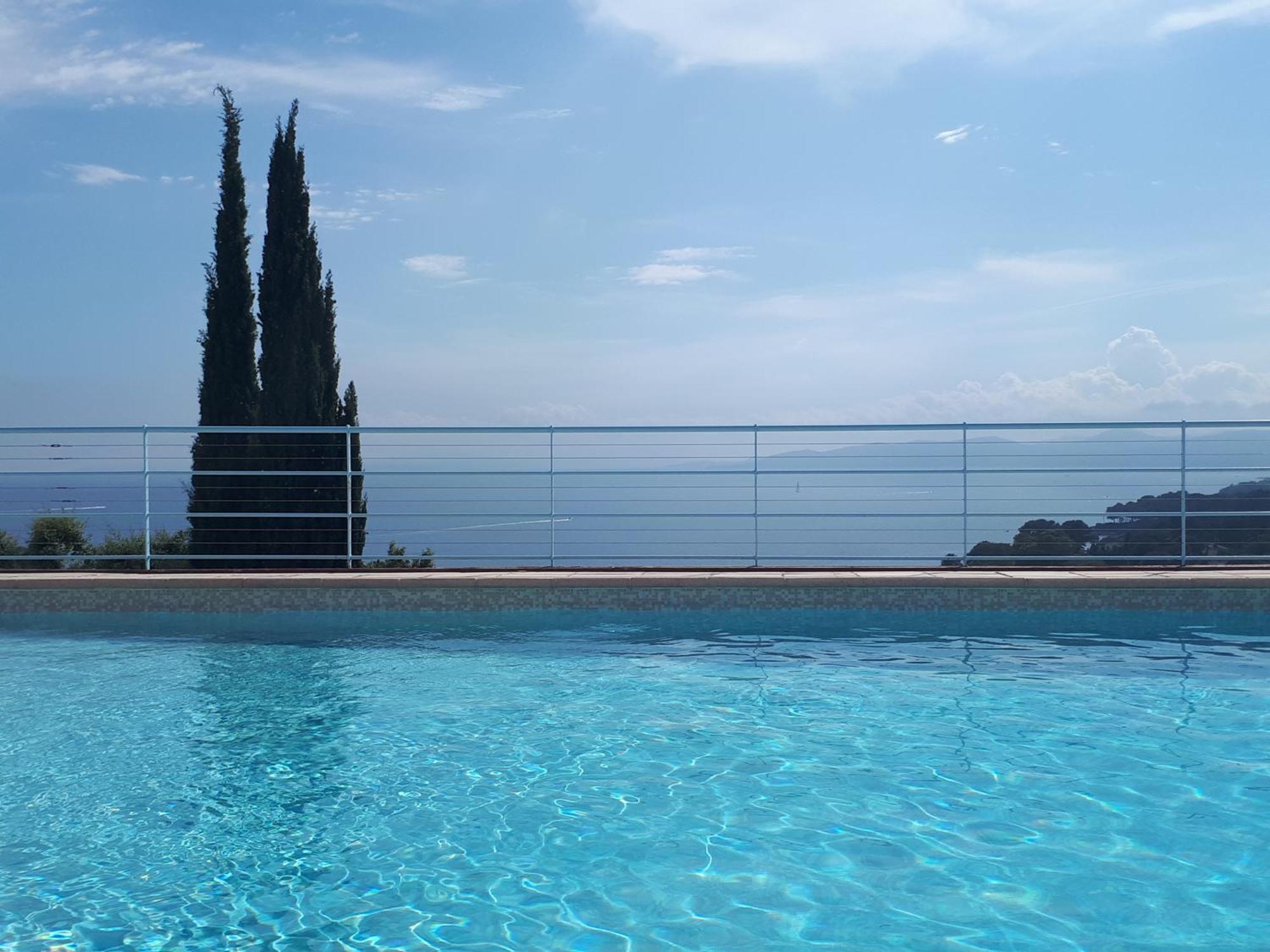 Duplex, Vue Panoramique Sur La Mediterranee, Piscine, Garage Saint-Raphael  Exterior photo