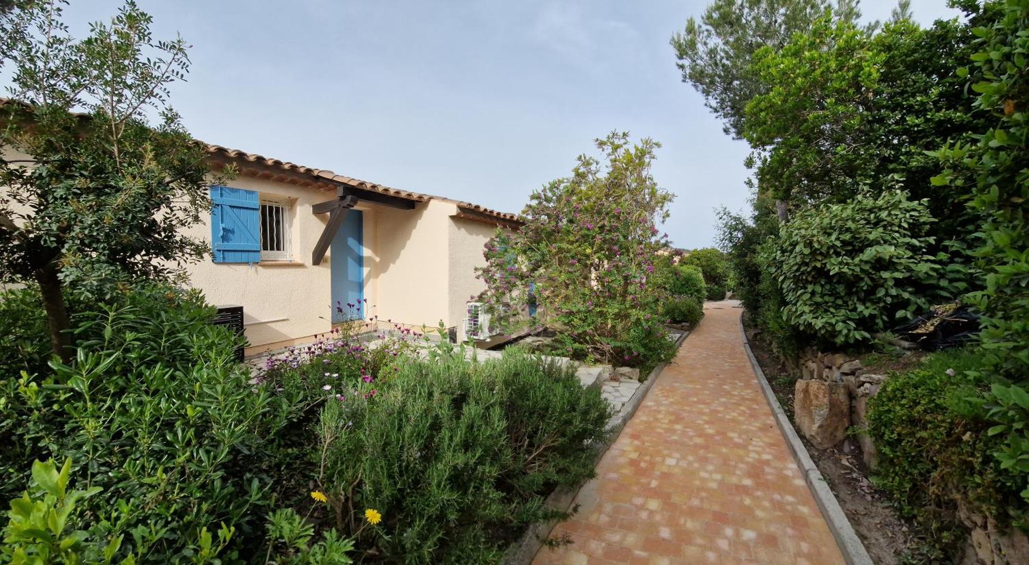 Duplex, Vue Panoramique Sur La Mediterranee, Piscine, Garage Saint-Raphael  Exterior photo